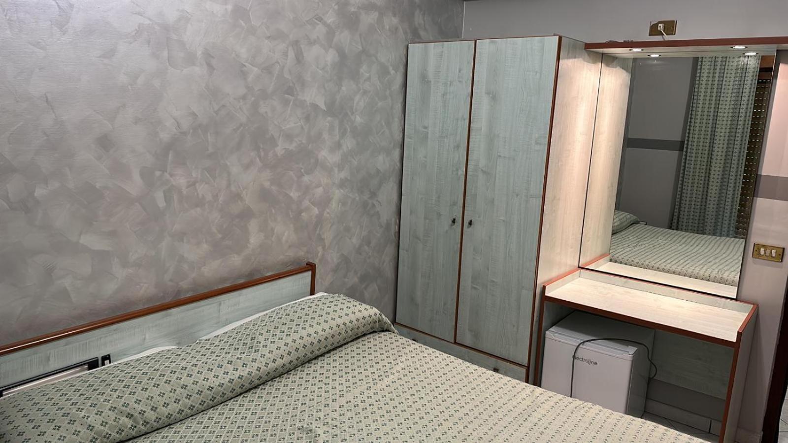 Hotel Paradiso Celano Ngoại thất bức ảnh